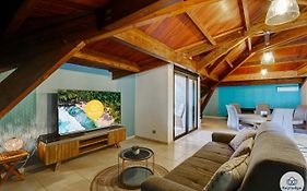 T4 - Loft Océan - 113m2 - Centre ville de Saint Gilles